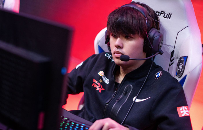 DRX险胜BLG，Scout线上压制力十足焦点之战半决赛，让粉丝疯狂欢呼的简单介绍