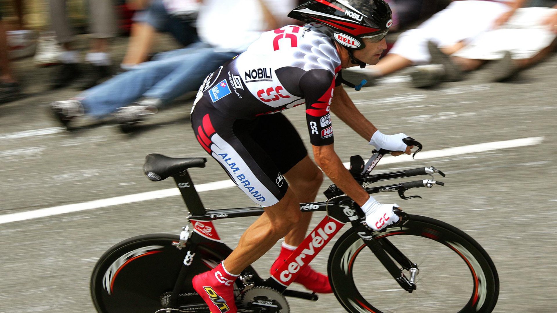 掘金化身赛道黑武士,格林引擎全开!防守锁死雷霆,休城新王在F1揭幕战接管比赛